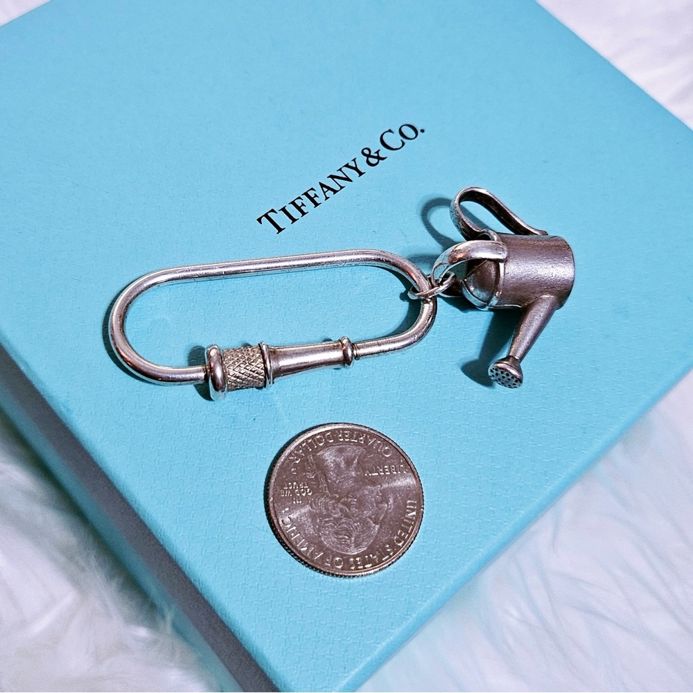 🧧SOLD🎋 RARE Vintage Tiffany & Co. Watering Can Silver Charm Key Ring Keychain - Picture 5 of 7